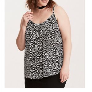 Torrid black flowy tank top 2X